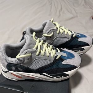 Yeezy Boost 700 ‘Wave Runner’